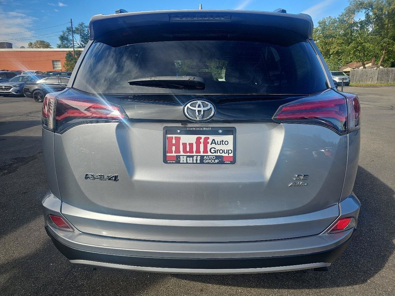 Used 2017 Toyota RAV4 SE AWD/4WD image 4