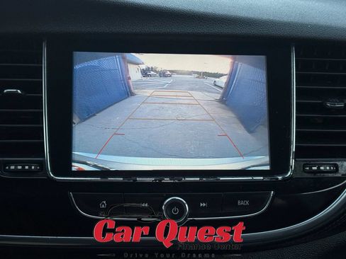 Used 2020 Buick Encore Essence AWD/4WD image 23