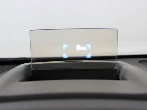 Used 2022 GMC Terrain Denali w/ Denali Premium Package image 9