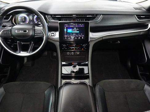 Used 2021 Jeep Grand Cherokee L Laredo image 23