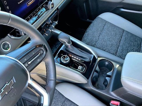 Used 2024 Chevrolet Colorado ZR2 w/ ZR2 Bison Edition image 15