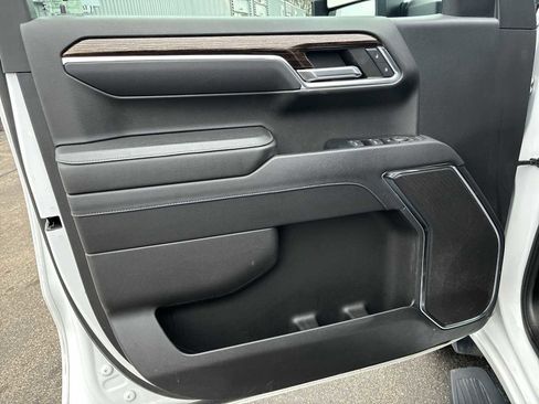 Used 2023 GMC Sierra 1500 Elevation w/ LPO, Elevation Black Package image 21