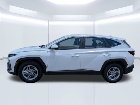 Certified 2026 Hyundai Tucson SE FWD image 7