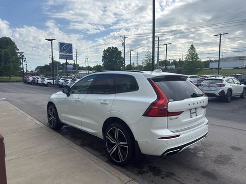 Used 2021 Volvo XC60 T8 R-Design w/ Advanced Package AWD/4WD image 5