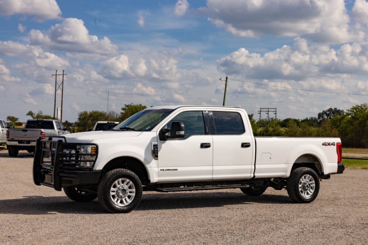 Used 2019 Ford F350 XLT w/ XLT Value Package AWD/4WD image 4