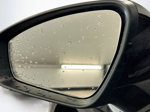 Used 2023 Volkswagen ID.4 Pro S AWD/4WD image 16