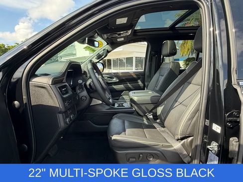 Used 2023 Chevrolet Tahoe Premier RWD image 9