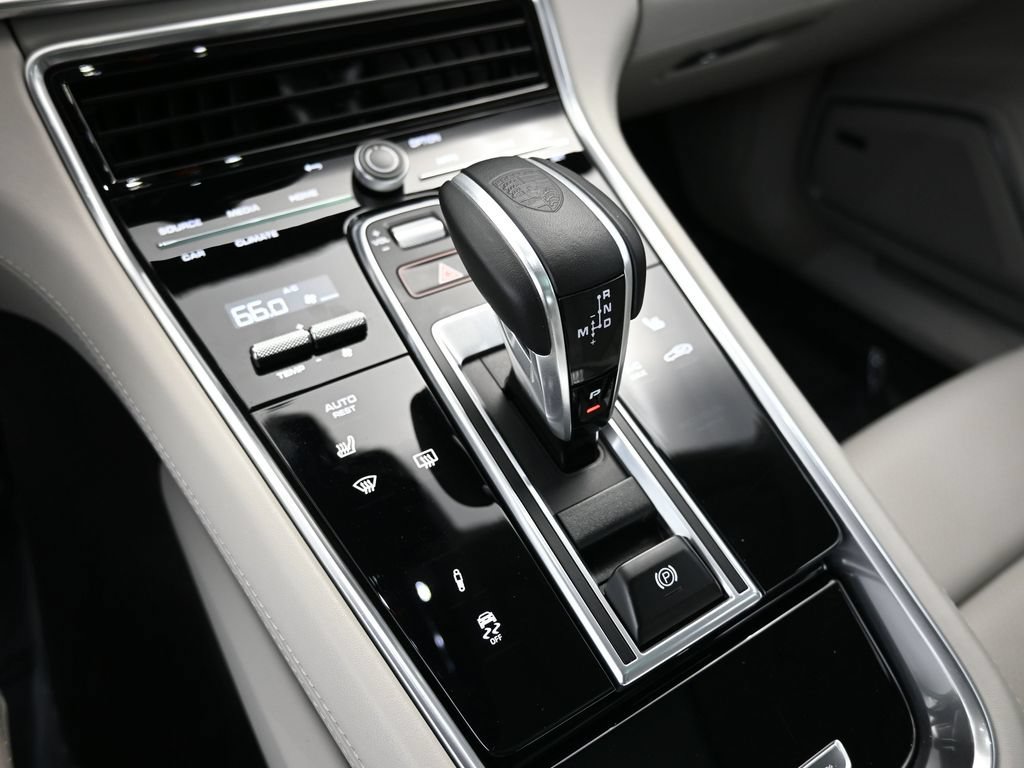 Certified 2022 Porsche Panamera GTS AWD/4WD image 26
