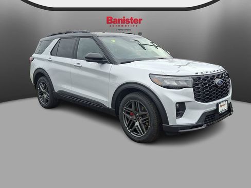 New 2026 Ford Explorer ST w/ Sun And Sound Package image 2