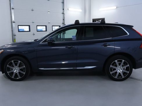 Used 2019 Volvo XC60 T8 Inscription w/ Advanced Package image 4