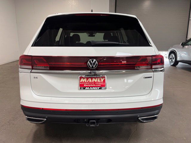 Used 2025 Volkswagen Atlas SE AWD/4WD image 4
