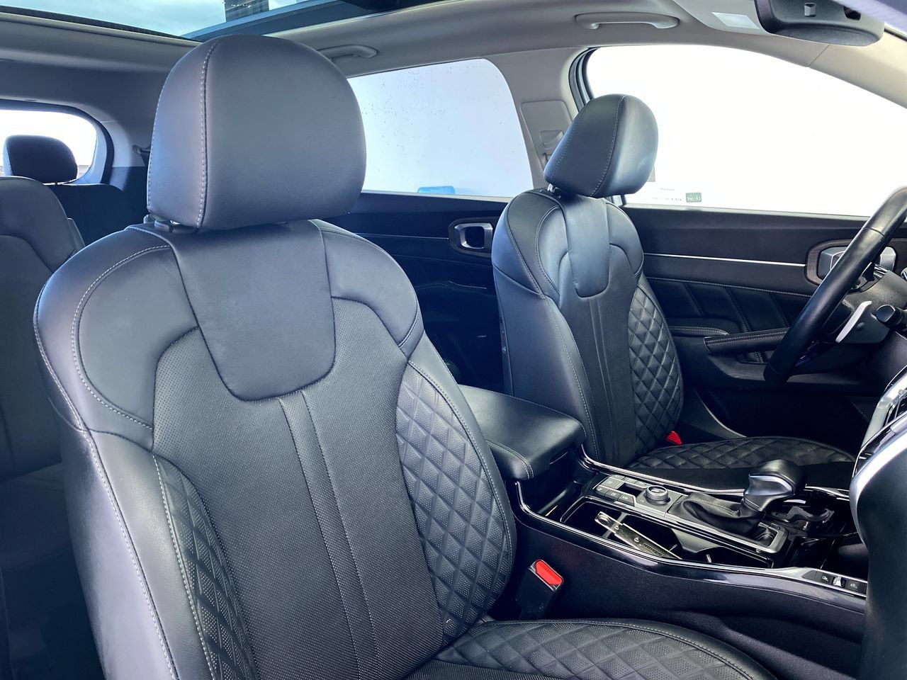 Certified 2022 Kia Sorento SX Prestige AWD/4WD image 32