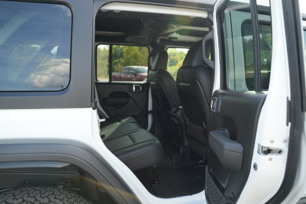 New 2027 Jeep Wrangler Unlimited Rubicon 392 AWD/4WD image 20