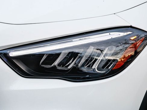 Certified 2025 Mercedes-Benz GLA 250 4MATIC image 7