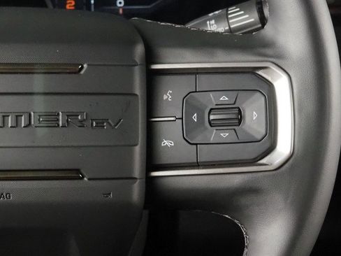 Used 2025 GMC Hummer EV 3X AWD/4WD image 26