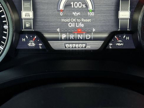 Used 2019 RAM 1500 Laramie image 18