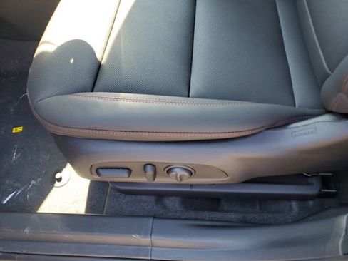 New 2026 Chevrolet Trax RS w/ Driver Confidence Package FWD image 18