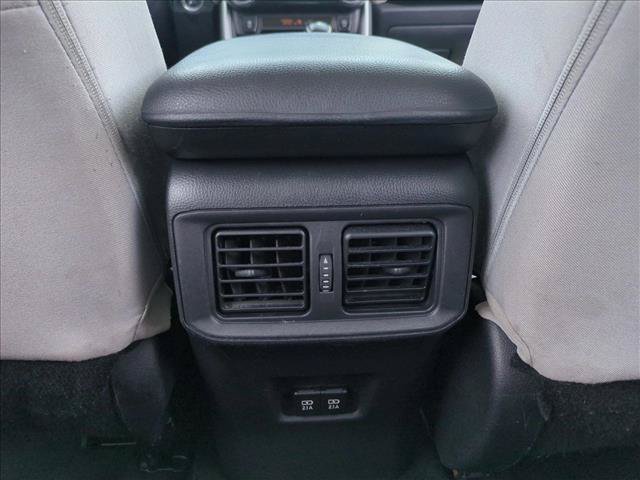 Used 2021 Toyota RAV4 XLE w/ Convenience Package FWD image 17