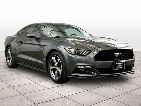 Used 2016 Ford Mustang Coupe w/ Equipment Group 051A RWD image 2