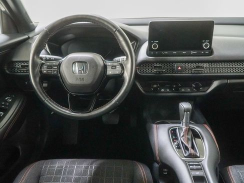 Used 2025 Honda HR-V Sport image 22