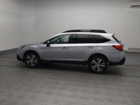 Used 2019 Subaru Outback 3.6R Limited image 3