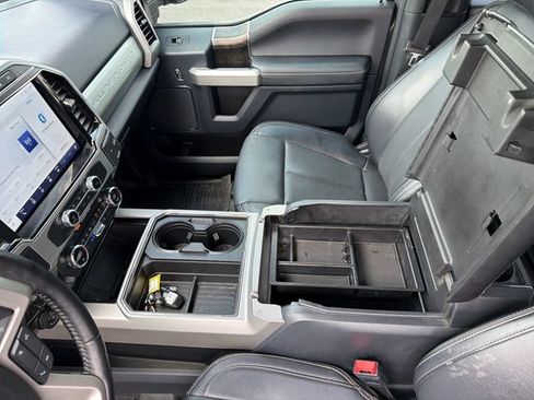 Used 2022 Ford F250 Lariat w/ Lariat Ultimate Package AWD/4WD image 25