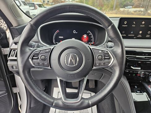 Used 2024 Acura MDX SH-AWD w/ Advance Package image 25
