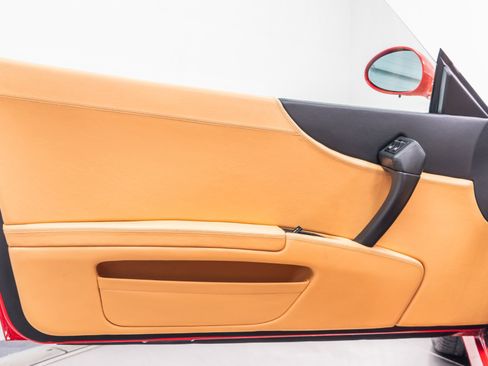 Used 2001 Ferrari 550 Maranello Coupe RWD image 40