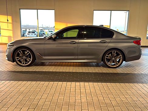 Used 2019 BMW M550i xDrive AWD/4WD image 4