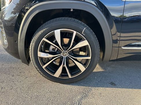 New 2026 Volkswagen Atlas Cross Sport SEL Premium R-Line AWD/4WD image 57