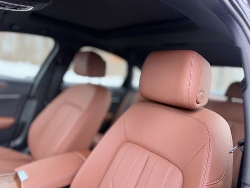 Used 2023 Audi A6 Premium Plus w/ Premium Plus Package image 16