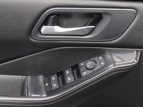 Certified 2024 Nissan Rogue SV AWD/4WD image 24
