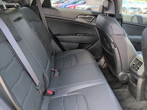 Used 2026 Kia Sportage SX Prestige AWD/4WD image 8