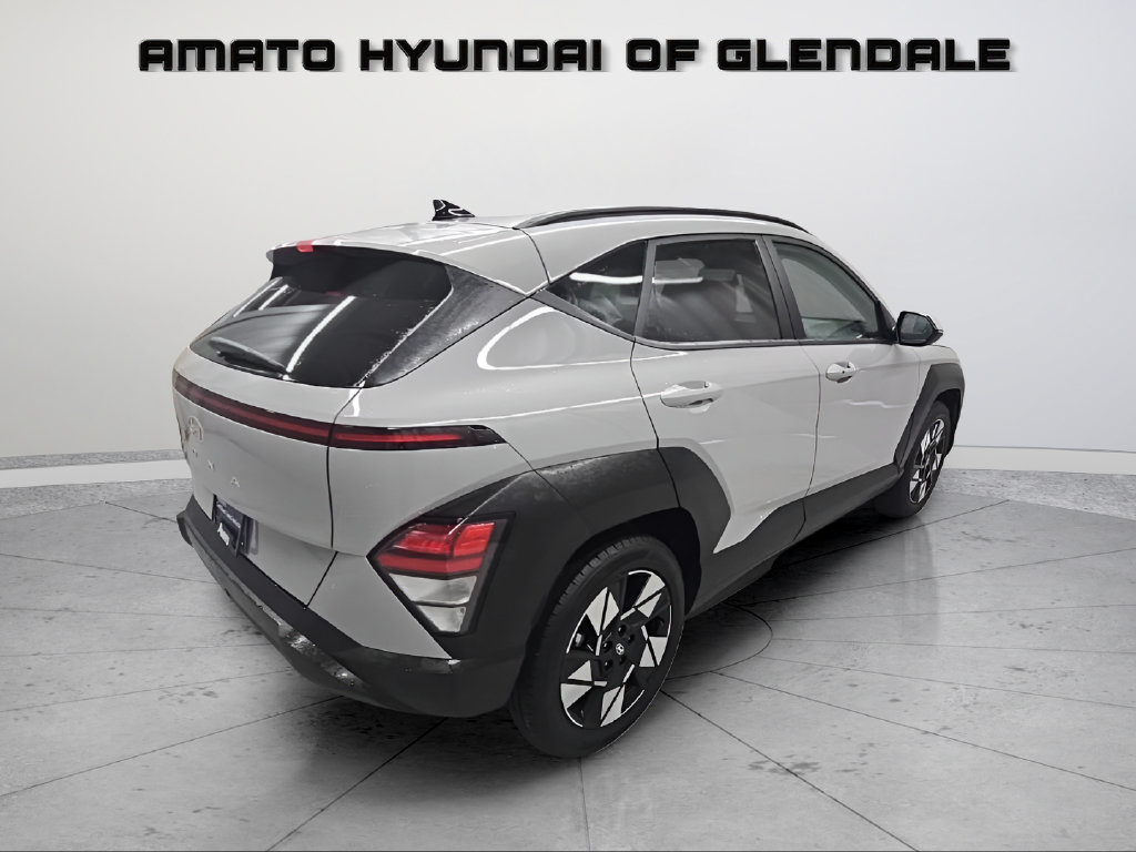 Certified 2025 Hyundai Kona SEL FWD image 7