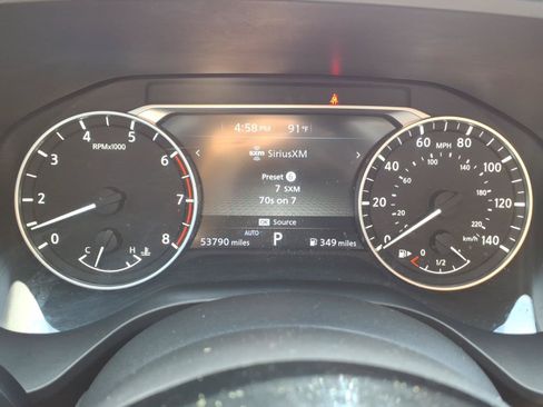Used 2021 Nissan Rogue SV AWD/4WD image 16
