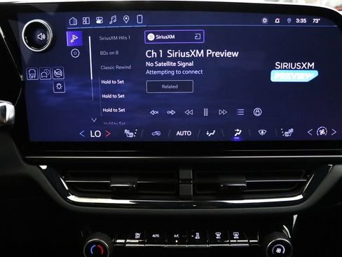 Used 2026 Chevrolet Equinox EV RS AWD/4WD image 26