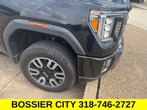 Certified 2022 GMC Sierra 2500 AT4 w/ Gooseneck/5TH Wheel Package AWD/4WD image 4