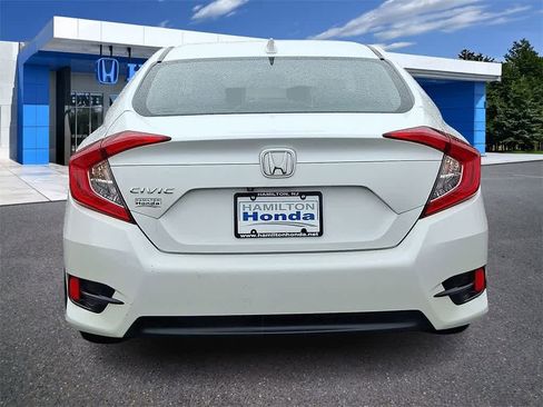 Used 2018 Honda Civic EX image 23