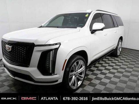Used 2025 Cadillac Escalade ESV Sport Platinum AWD/4WD image 1