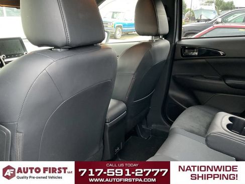 Used 2025 Mitsubishi Eclipse Cross AWD image 9