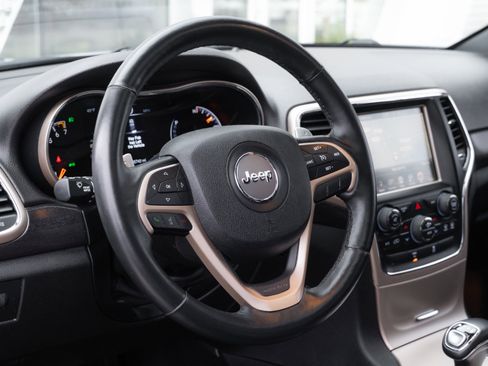 Used 2014 Jeep Grand Cherokee Altitude image 11