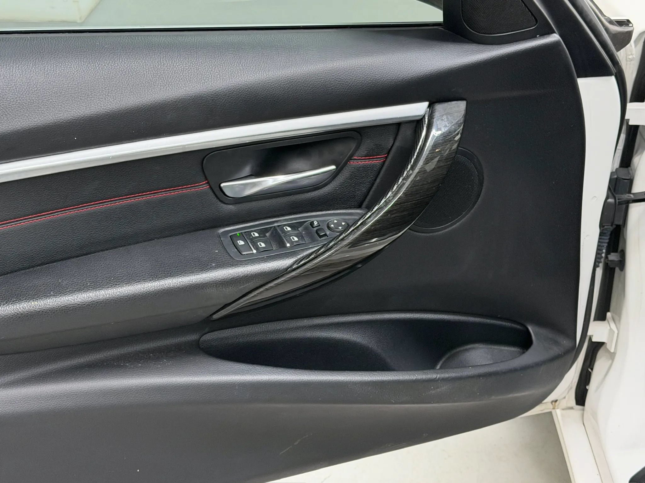 Used 2017 BMW 330i Sedan RWD image 81