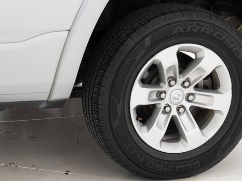 Used 2020 RAM 1500 Laramie AWD/4WD image 76