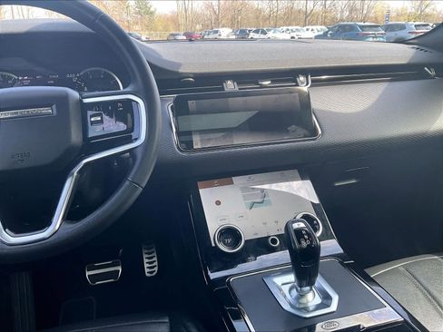 Used 2023 Land Rover Range Rover Evoque R-Dynamic S AWD/4WD image 18