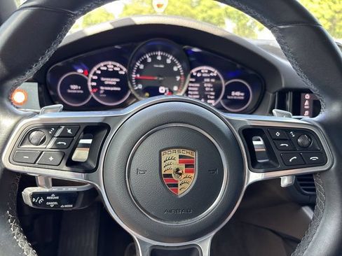 Used 2021 Porsche Cayenne w/ Premium Package AWD/4WD image 26