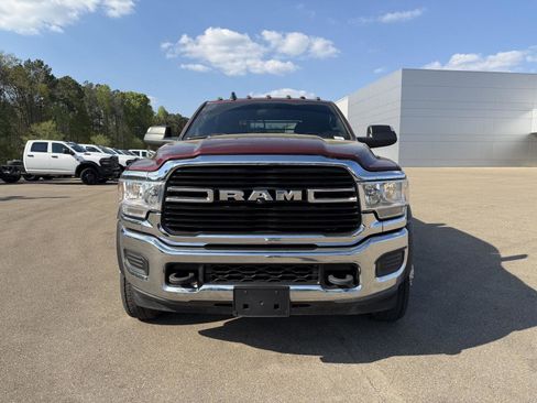 Used 2021 RAM 5500 Tradesman w/ Towing Technology Group image 2