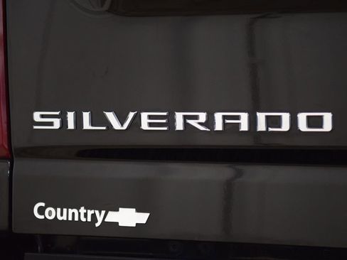 Used 2024 Chevrolet Silverado 2500 High Country w/ High Country Premium Package AWD/4WD image 26