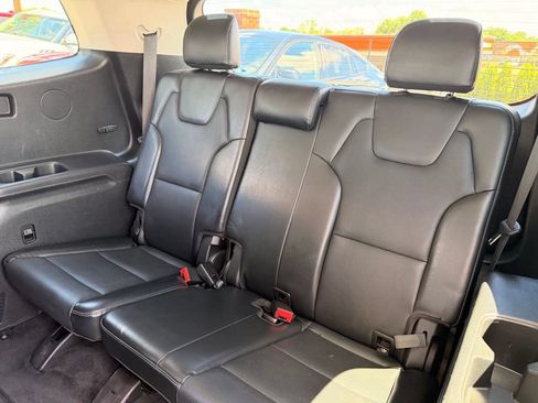 Used 2020 Kia Telluride EX AWD/4WD image 16
