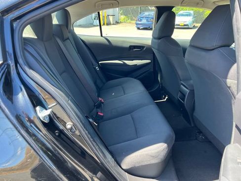 Used 2022 Toyota Corolla LE FWD image 10