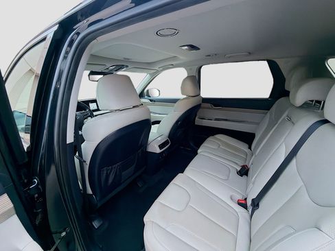 Used 2021 Hyundai Palisade SEL FWD image 23